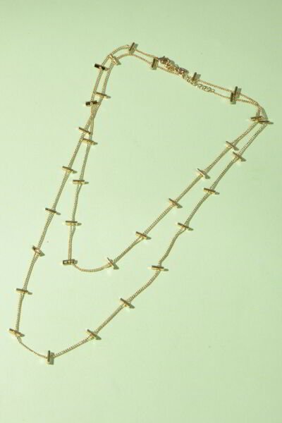 Piggu Casares Sıra Çizgili Altın Rengi Kolye